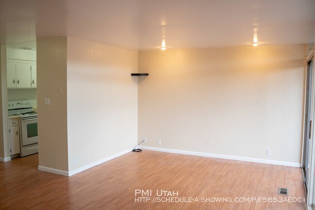 Building Photo - 4419 Rosehaven Ct