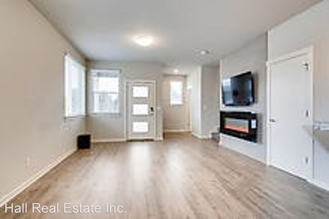 Foto del edificio - 7980 SE Butternut Creek Pkwy