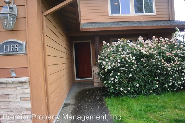 Building Photo - 4 br, 2.5 bath House - 1165 N. 1st Ave