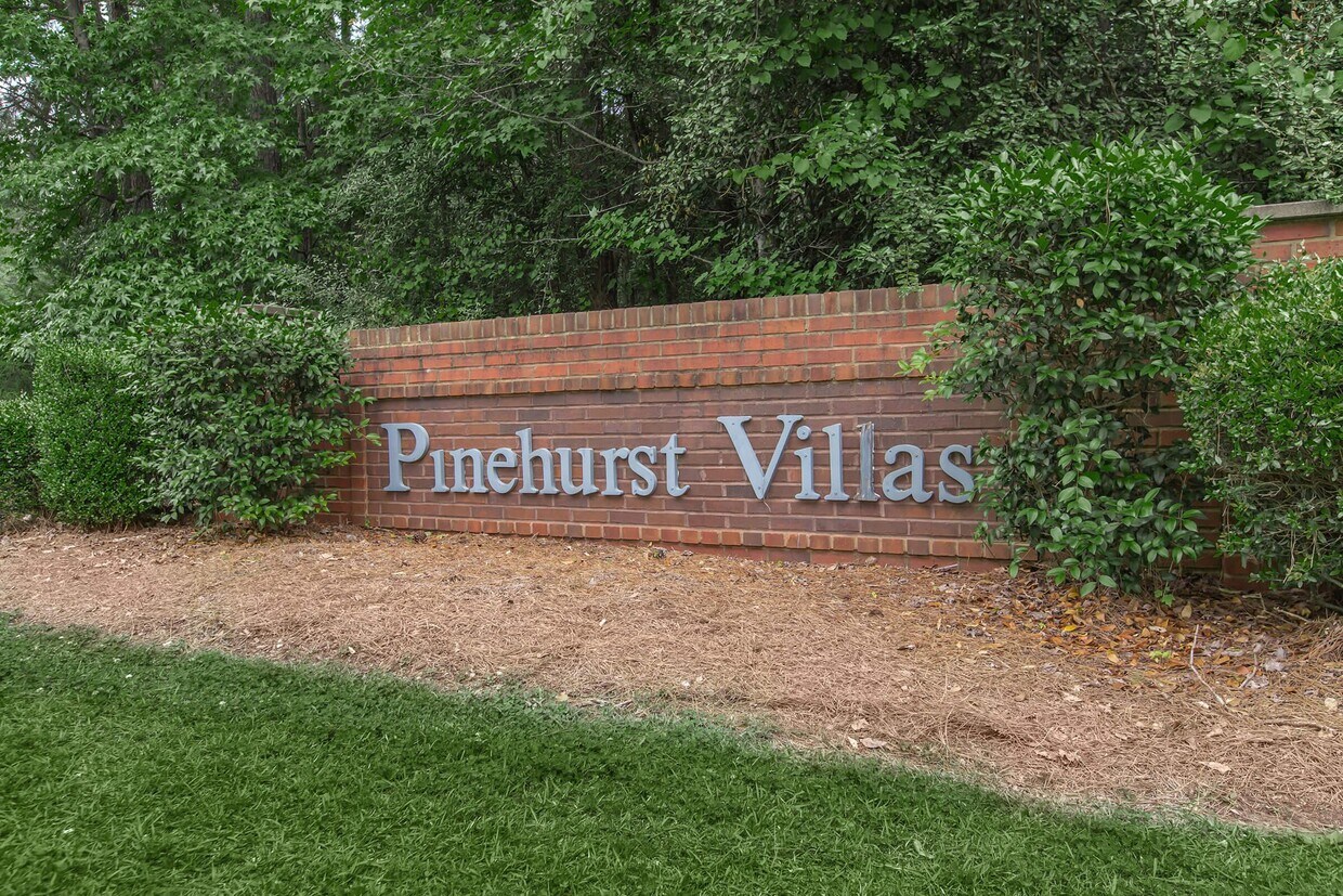 Pinehurst Villas Apartments Apartments in Opelika, AL