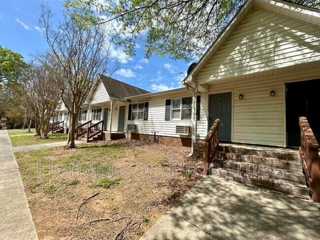 Foto del edificio - 1442 Riverview Rd