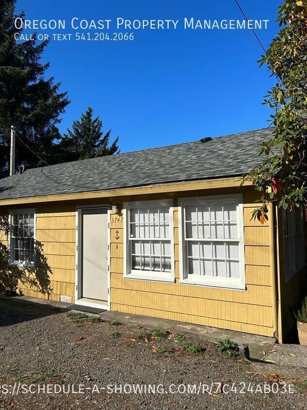 Primary Photo - Recently Reduced Rate! 3 Bed 2.5 BathFully...