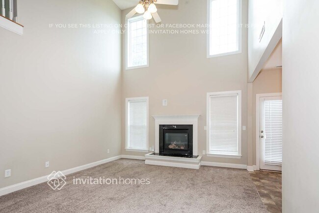Foto del edificio - 8612 Ridgeline Ln