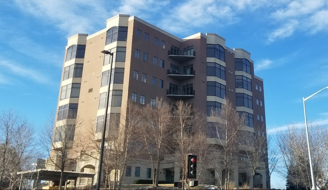 Primary Photo - Vista Towers Conodminiums