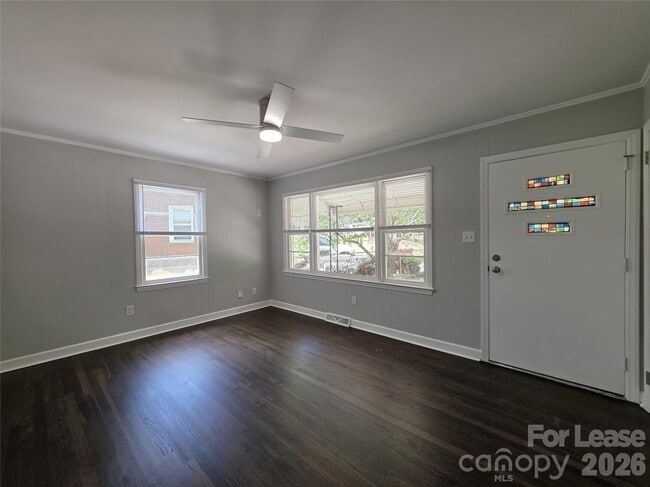 Building Photo - 502 Cardinal Ct