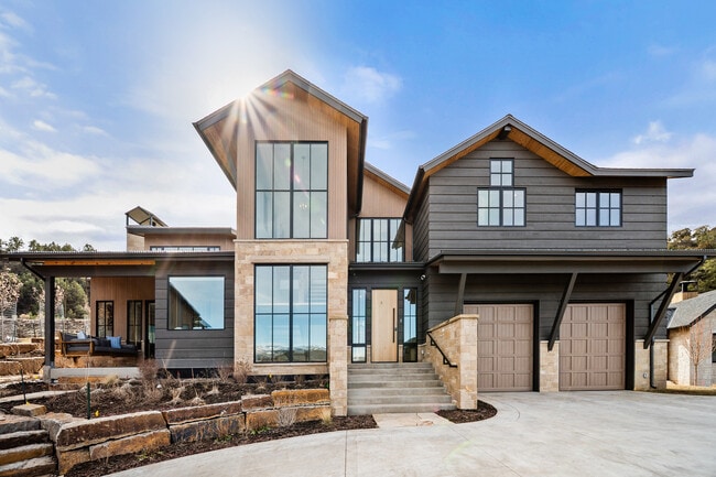 Building Photo - 117 Bowles Dr