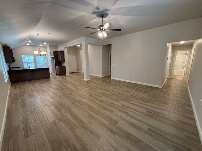 Building Photo - Wonderful 3 Bed 2 Bath Home in Norman