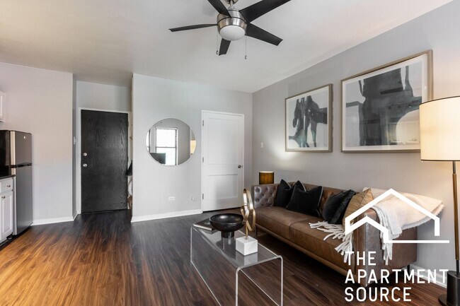 Foto del edificio - 1140 North Lasalle Drive #632