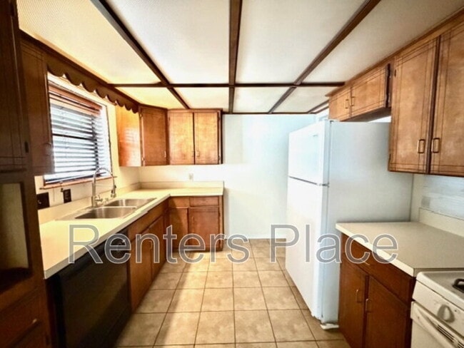 Foto del edificio - 3548 E King Pl