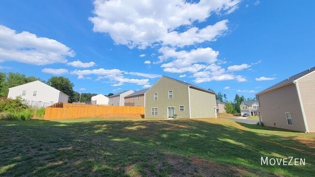 Foto del edificio - 6801 Capstone Ct