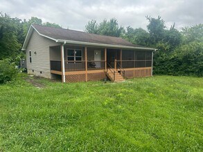 Building Photo - 8104 Igou Gap Rd