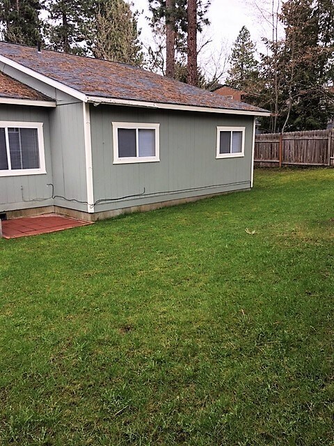 Foto del edificio - DUPLEX IN POST FALLS (APP#4)