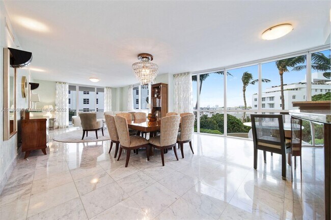 Foto del edificio - 3801 Collins Ave