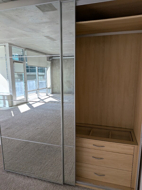 Foto del edificio - 1080 Park Blvd