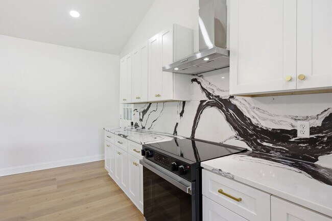 Foto del edificio - 2909 Belmont Cir