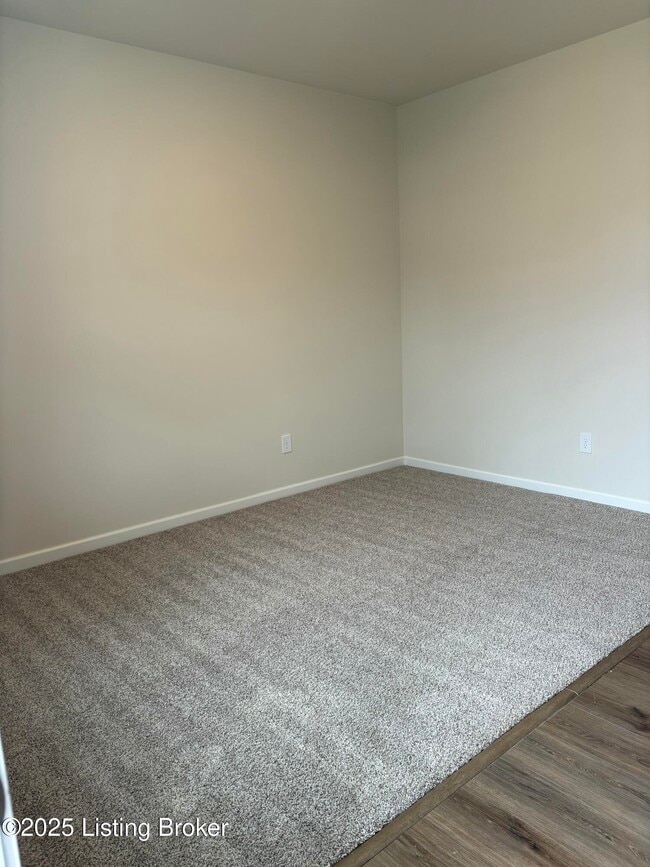 Building Photo - 16817 Aiken Rdg Cir