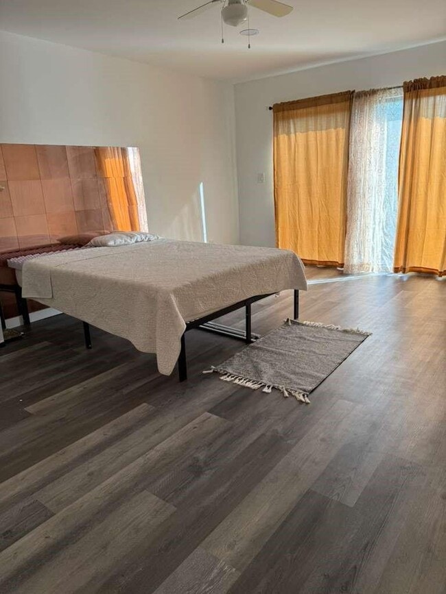 Building Photo - 1501 NW 90th Way