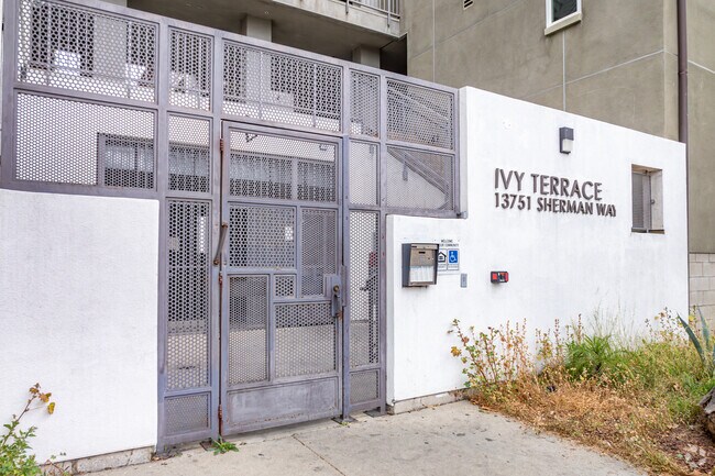 Foto del edificio - Ivy Terrace