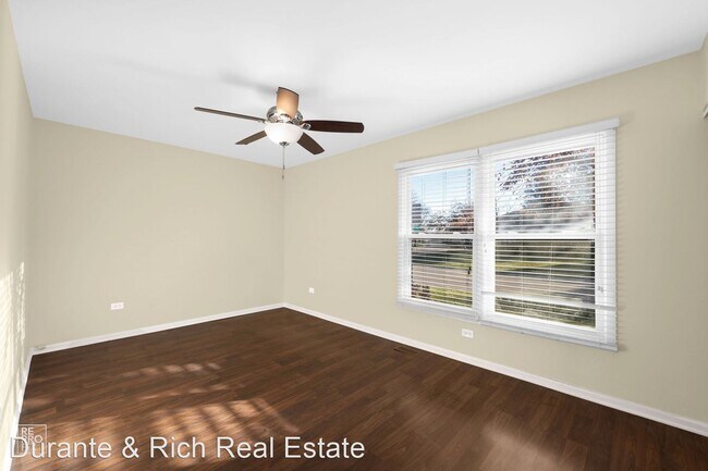 Foto del edificio - 2 br, 1 bath House - 1030 Brunswick Harbor
