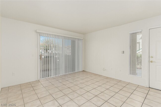 Foto del edificio - 5710 Tropicana Ave