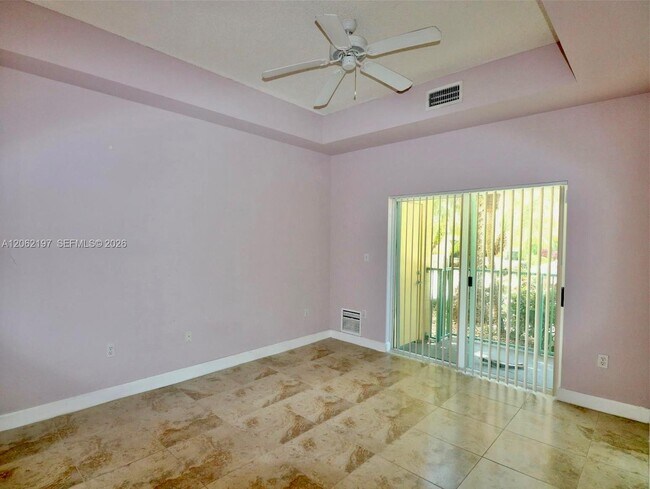 Foto del edificio - 6001 SW 70th St
