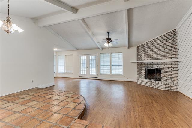 Building Photo - 4203 Oak Country Dr