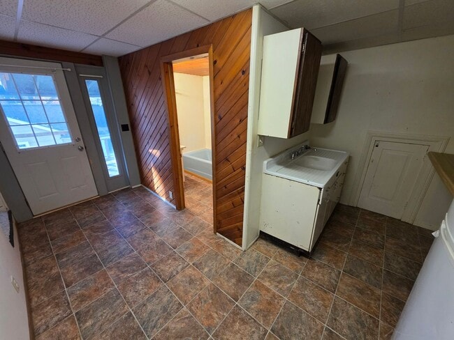 Foto del edificio - 108 W Vine St