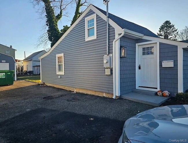 Building Photo - 9 Tillie St