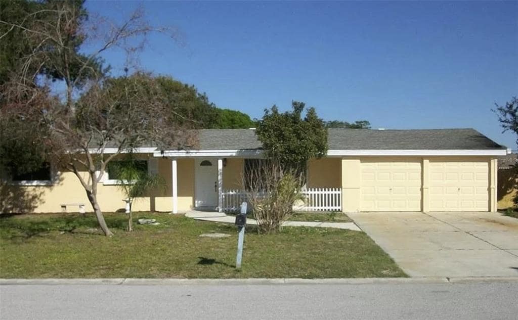 Primary Photo - 2619 Sunnyside St