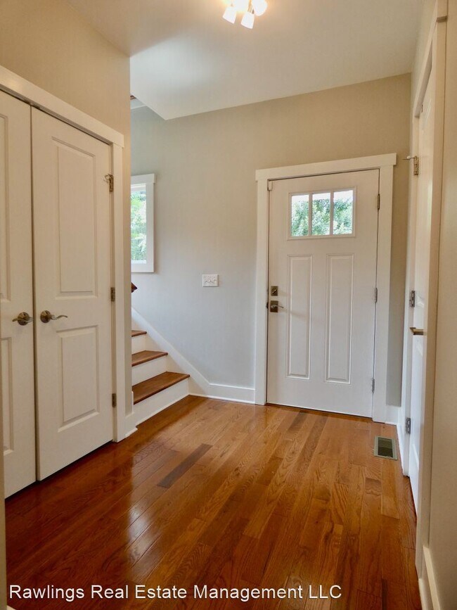 Foto del edificio - 3 br, 2.5 bath House - 64 Oakley Road