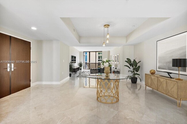 Foto del edificio - 16275 Collins Ave