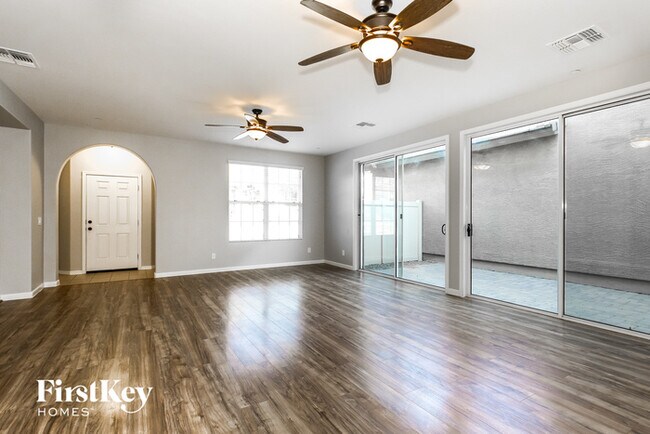 Building Photo - 12462 W Lindbergh Dr