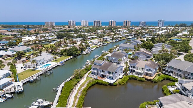Building Photo - 2488 Harbour Cove Dr