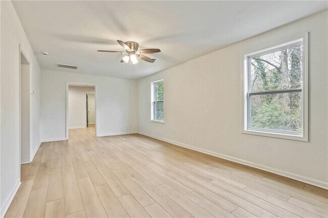 Foto del edificio - 20 Pennington Ave SW