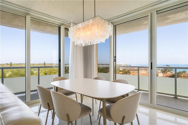Foto del edificio - 3554 Ocean Dr