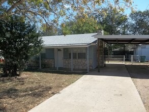 Building Photo - 2114 Herrington St