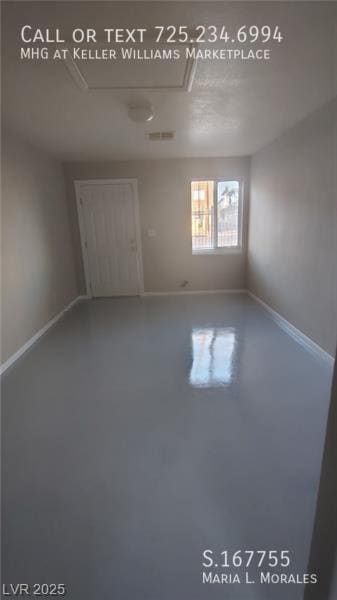 Foto principal - 1025 Stewart Ave