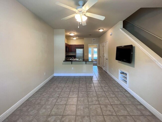 Building Photo - 2972 SW 35th Pl