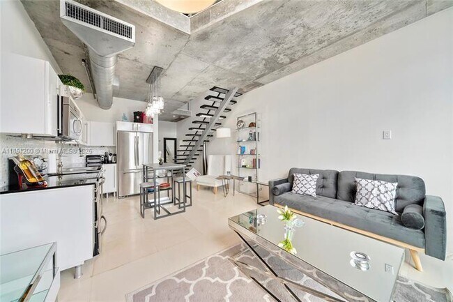 Foto del edificio - 690 SW 1st Ct