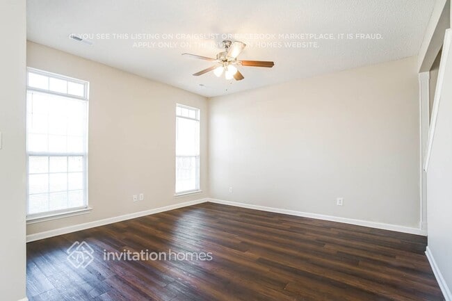 Building Photo - 2003 Salmon River Dr