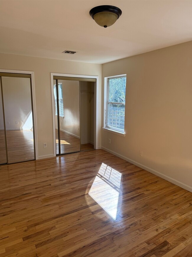 Building Photo - 99 Bidwell Ave