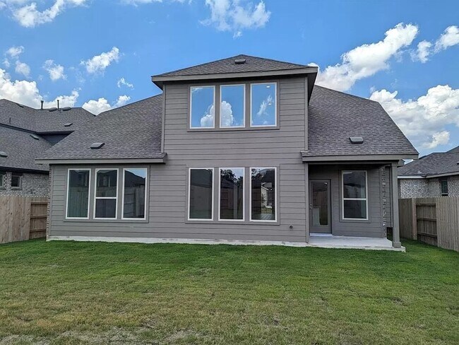 Foto del edificio - 4 Bedroom Single Family Home in Bastrop