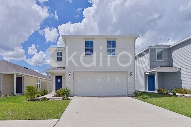 Building Photo - 8650 SW 44th Ct