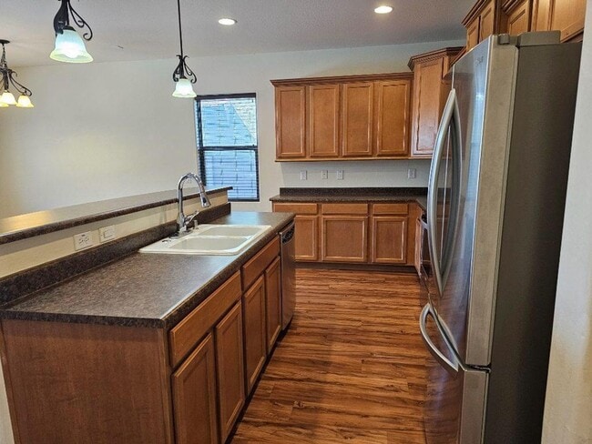 Building Photo - 7716 S 37th Way