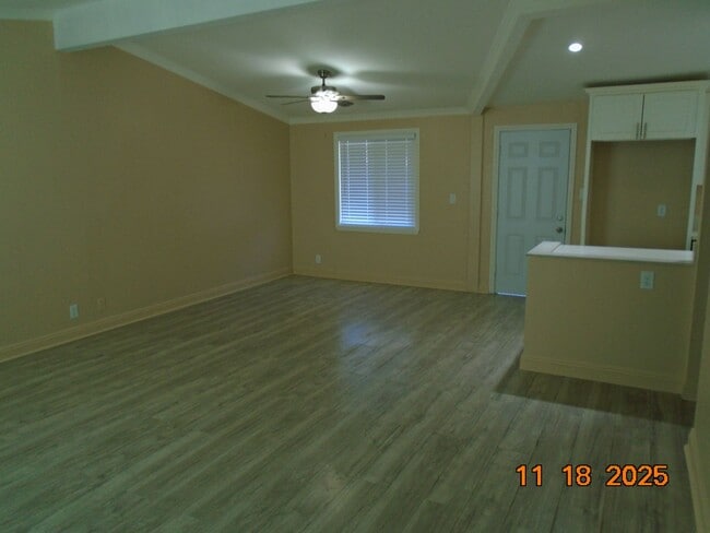 Building Photo - Lovely East Lancaster 3 Bedroom Home