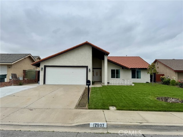 Primary Photo - 12607 Sholander Ave