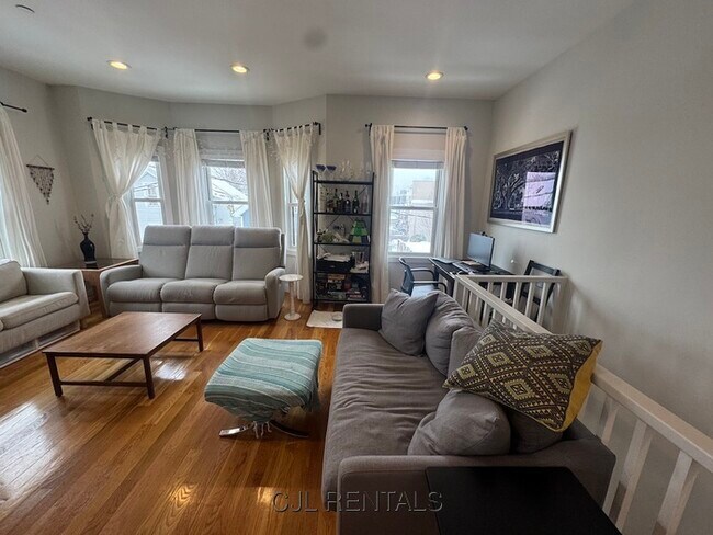 Foto del edificio - 9 Harding St