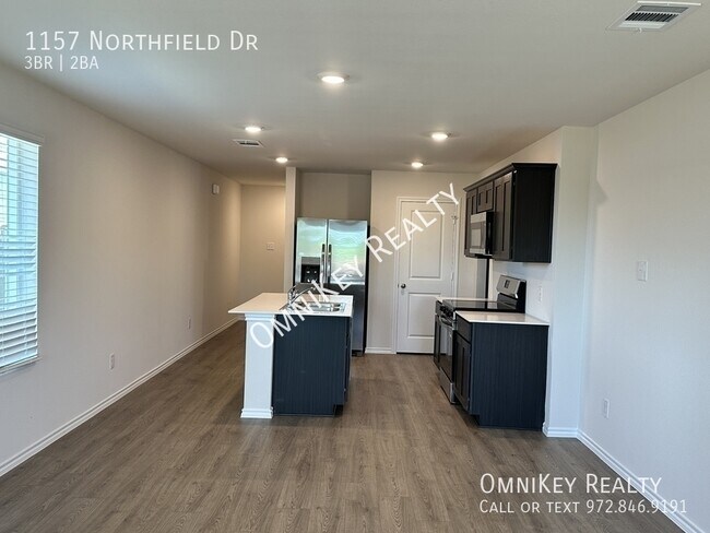 Foto del edificio - 1157 Northfield Dr