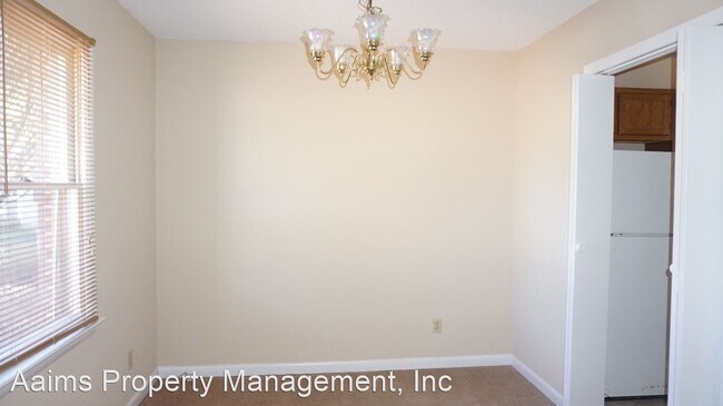 Foto del edificio - 3 br, 2 bath House - 6898 Apsley Ct