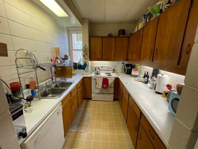 Foto del edificio - 902 Brightwood Manor Dr